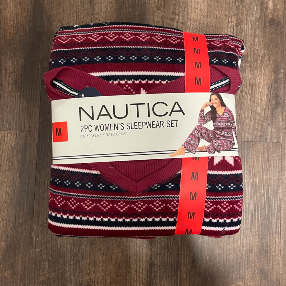 NWT Nautica Pajama Set Size Medium